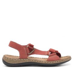 Sandały Go Soft. Czerwone sandały damskie GO SOFT, bez wzorów, bez obcasa, na płaskiej podeszwie, bez zapięcia. Za 159.99 zł.