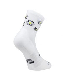 Skarpetki Sporcks Marguerite. Białe skarpetki damskie SPORCKS, bez wzorów, z nylonu. Za 154.00 zł.