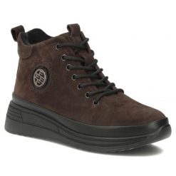 Skórzane botki damskie zamszowe na platformie ciemny brąz Filippo DBT4215. Botki damskie Filippo, ze skóry ekologicznej, bez obcasa, na platformie, bez zapięcia. Za 259.99 zł.