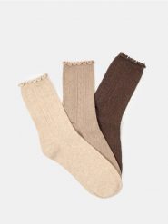 Skarpetki z bawełną 3 pack - beżowy. Brązowe skarpetki damskie Sinsay, bez wzorów, z bawełny. Za 12.99 zł.
