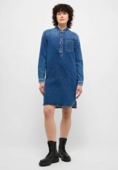 Damska Sukienka Mini Mustang Style Aloha Henley Dress Denim Blue 1015584 5000 701. Niebieskie sukienki damskie Mustang, bez wzorów, z denimu, bez ramiączek. Za 219.99 zł.