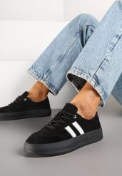 Czarne Skórzane Sneakersy w Stylu Kultowych Tenisówek Rerionelle. Czarne obuwie sportowe damskie Born2be, z jeansu, bez zapięcia, tenisowe. Za 169.99 zł.