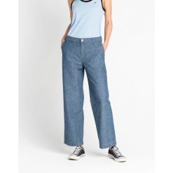 LEE WIDE LEG DAMSKIE SPODNIE MATERIAŁOWE CHAMBRAY L31GCMF 112107098. Niebieskie spodnie materiałowe damskie Lee, bez wzorów, z materiału. Za 199.99 zł.