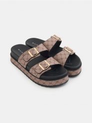 Sandały - wielobarwny. Sandały damskie Sinsay, bez wzorów, bez obcasa, bez zapięcia. Za 49.99 zł.