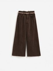 Jeansy wide leg z paskiem - brązowy. Brązowe jeansy damskie Reserved. Za 159.99 zł.