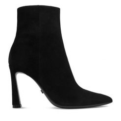 Botki GINO ROSSI. Czarne botki damskie Gino Rossi, bez obcasa, na szpilce, bez zapięcia. Za 479.99 zł.