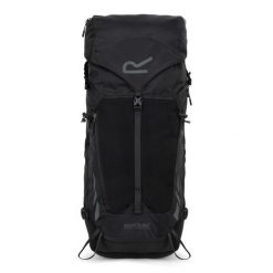 Plecak turystyczny unisex Blackfell 4 45L. Czarne plecaki Regatta, bez wzorów, z poliamidu. W wyprzedaży za 399.99 zł.