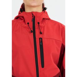 Damska kurtka wodoodporna Whistler Softshell Rodney M W-PRO 8000. Brązowe kurtki damskie WHISTLER, m, bez wzorów, z softshellu, bez kaptura. W wyprzedaży za 295.00 zł.