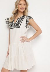 Beżowa Sukienka z Haftami w Stylu Boho z Bawełny Evitel. Brązowe sukienki damskie Born2be, z aplikacjami, z bawełny, boho, bez ramiączek. Za 139.99 zł.