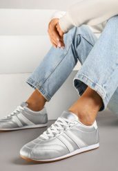 Srebrno-Białe Sznurowane Sneakersy w Stylu Tenisówek Liavessa. Szare obuwie sportowe damskie Born2be, z jeansu, bez zapięcia, tenisowe. Za 79.99 zł.