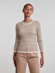 Pieces Sweter w kolorze beżowo-jasnobrązowym rozmiar: L. Brązowe swetry klasyczne damskie Pieces, l, z wiskozy, bez kołnierzyka. Za 68.45 zł.