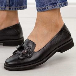 Czarne półbuty damskie Jezzi 25128-3. Czarne półbuty damskie Jezzi, na jesień, bez wzorów, z jeansu, z okrągłym noskiem, bez obcasa, na płaskiej podeszwie, bez zapięcia. Za 199.00 zł.