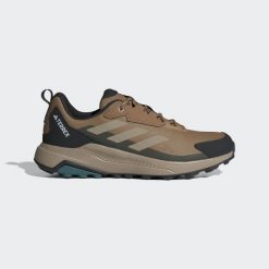 Buty trekkingowe adidas Terrex Anylander. Brązowe obuwie trekkingowe damskie Adidas, z materiału, bez zapięcia. Za 329.00 zł.