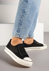 Czarne Siateczkowe Trampki pod Kostkę z Geometryczną Aplikacją Ulianora. Czarne trampki damskie Born2be, z aplikacjami, z jeansu, bez zapięcia. Za 59.99 zł.