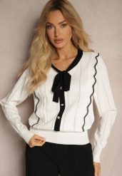 Biały Sweter z Wiskozą z Ozdobnymi Guzikami i Kokardą w Stylu Retro Miaraine. Białe swetry klasyczne damskie Renee, z jeansu, bez kołnierzyka. Za 109.99 zł.