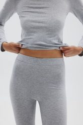 Bawełniane legginsy w kolorze GREY MELANGE - SHAPE. Szare legginsy damskie Marsala, m, bez wzorów, z bawełny. Za 89.90 zł.