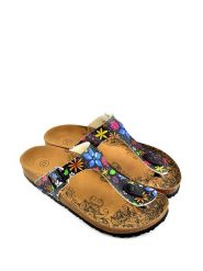 Calceo Japonki w kolorze czarnym ze wzorem rozmiar: 39. Czarne klapki damskie Calceo, bez wzorów, z materiału, z otwartym noskiem, bez obcasa, bez zapięcia. Za 165.99 zł.