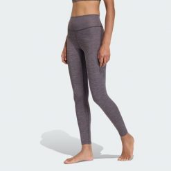Legginsy All Me 7/8. Brązowe legginsy damskie Adidas, bez wzorów, z materiału, na jogę i pilates. Za 279.00 zł.