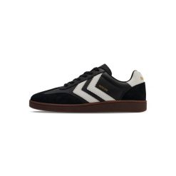 Sneakersy Hummel VM78 CPH LS. Białe obuwie sportowe casual damskie Hummel, bez zapięcia. Za 425.50 zł.
