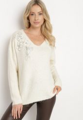 Jasnobeżowy Sweter z Wełną Ozdobnymi Kwiatami 3D i Cekinami Yasimi. Brązowe swetry klasyczne damskie Born2be, m, z jeansu, bez kołnierzyka. Za 149.99 zł.
