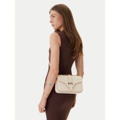 Torebka Emporio Armani. Brązowe listonoszki damskie Emporio Armani, bez wzorów, bez dodatków. Za 2,219.00 zł.