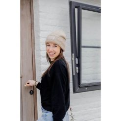 Czapka dla konia Kentucky Rubber Logo. Brązowe czapki damskie KENTUCKY HORSEWEAR, na zimę, bez wzorów. Za 235.50 zł.