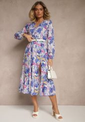 Niebieska Sukienka w Kwiatowy Print o Rozkloszowanym Kroju z Dekoltem w Serek Janellia. Niebieskie sukienki damskie Renee, bez wzorów, bez ramiączek. W wyprzedaży za 76.99 zł.