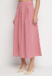 Czerwona Spódnica w Kratę Rozkloszowana z Bawełną Leanolia. Czerwone spódnice damskie Born2be, na co dzień, m, bez wzorów, z bawełny, eleganckie, midi. Za 89.99 zł.