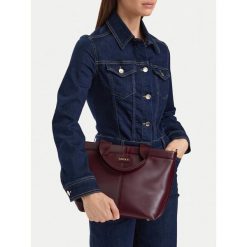 Torebka MEXX. Czerwone kuferki damskie Mexx, bez wzorów, bez dodatków. Za 199.99 zł.