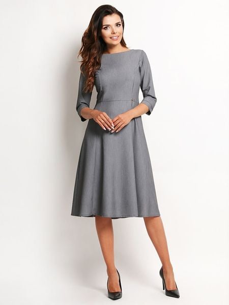 Awama Sukienka w kolorze szarym rozmiar: L. Szare sukienki damskie Awama, bez wzorów, bez ramiączek. Za 105.63 zł.