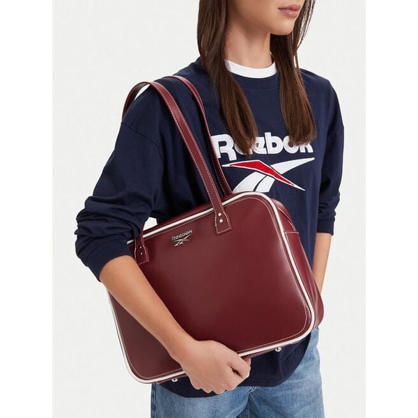Torebka Reebok. Czerwone torebki klasyczne damskie Reebok, bez dodatków. Za 169.99 zł.