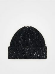 Czapka beanie z cekinami - czarny. Czarne czapki damskie Reserved, bez wzorów. W wyprzedaży za 22.99 zł.