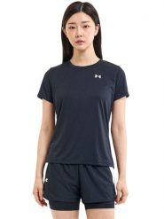 Under Armour Koszulka sportowa "Tech SSC" w kolorze czarnym rozmiar: XL. Czarne koszulki sportowe damskie Under Armour, xl, bez wzorów, z materiału, bez ramiączek, outdoorowe. Za 83.95 zł.