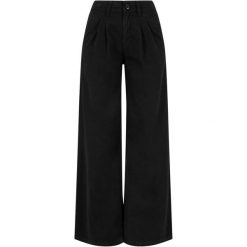 Damskie spodnie dresowe Urban Classics Organic. Czarne spodnie dresowe damskie Urban Classics, bez wzorów, z bawełny, do biegania. Za 237.00 zł.