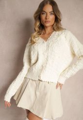 Beżowy Kardigan w Stylu Oversize z Guzikami i Ozdobnymi Tłoczeniami Palabia. Brązowe kardigany damskie Renee, bez wzorów. Za 159.99 zł.
