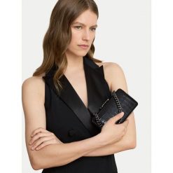 Torebka LAUREN RALPH LAUREN. Czarne torebki wieczorowe damskie Lauren Ralph Lauren, bez wzorów, bez dodatków. Za 1,599.00 zł.