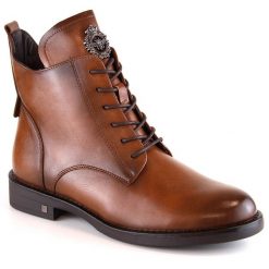 Botki damskie sznurowane i na zamek brązowe Potocki SZ12179. Brązowe botki damskie POTOCKI, ze skóry ekologicznej, bez obcasa, bez zapięcia. Za 189.99 zł.