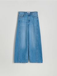 Jeansy wide leg z przeszyciami - niebieski. Niebieskie jeansy damskie Reserved, z podwyższonym stanem. W wyprzedaży za 89.99 zł.