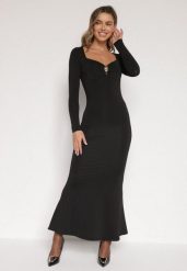 Czarna Sukienka z Wiskozą Ozdobiona Metalową Klamrą Refira. Czarne sukienki damskie Born2be, bez wzorów, z wiskozy, eleganckie, bez ramiączek. Za 129.99 zł.