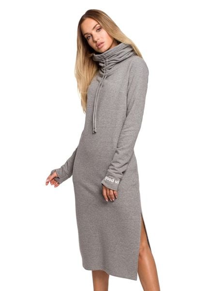 Made of emotion Sukienka w kolorze szarym rozmiar: M. Szare sukienki damskie Made Of Emotion, bez wzorów, bez ramiączek. Za 204.96 zł.