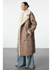 Trendyol Płaszcz przejściowy w kolorze szarobrązowym rozmiar: 42. Brązowe płaszcze damskie Trendyol, bez wzorów, bez kaptura. Za 148.61 zł.