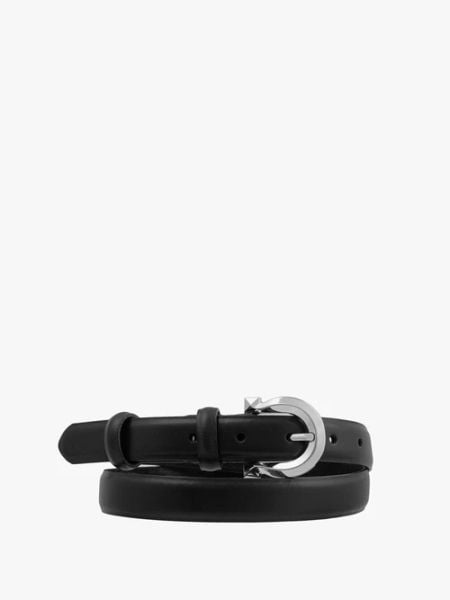 Czarny pasek damski. Czarne paski damskie Ryłko, bez wzorów, ze skóry. W wyprzedaży za 59.99 zł.