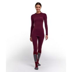 Damska koszulka z długim rękawem Falke Wool-Tech. Czerwone koszulki damskie Falke, bez wzorów, bez kołnierzyka, bez ramiączek. Za 486.00 zł.