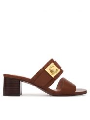 Coccinelle Klapki C-Me E4 U7Q 17 02 01 Brązowy. Brązowe klapki damskie Coccinelle, bez wzorów, ze skóry, bez obcasa, bez zapięcia. Za 949.99 zł.