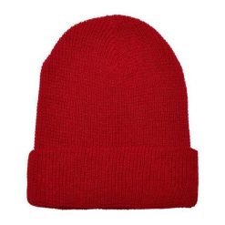 Dzianinowa Czapka Z Recyklingu. Czerwone czapki damskie FLEXFIT, bez wzorów, z dzianiny. Za 67.99 zł.