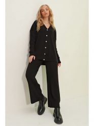 Trend Alacati 2-częściowy zestaw w kolorze czarnym rozmiar: onesize. Czarne swetry klasyczne damskie Trend Alacati, ze splotem, bez kołnierzyka. Za 110.55 zł.