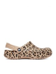Crocs Klapki C-BAYA SEASONAL PRINTED CLOG 206230-2UA Brązowy. Brązowe klapki damskie Crocs, bez wzorów, z tworzywa sztucznego, bez obcasa, bez zapięcia. Za 239.99 zł.