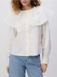 Koszula z ozdobnym kołnierzem - złamana biel. Koszule damskie Reserved, l, bez wzorów, z bawełny, bez kołnierzyka, bez ramiączek. Za 139.99 zł.