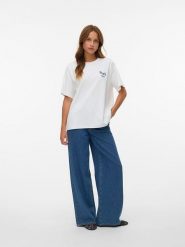 Vero Moda Koszulka w kolorze białym ze wzorem rozmiar: L. Białe bluzki damskie Vero Moda, l, bez wzorów, z bawełny, bez kołnierzyka, bez ramiączek. Za 60.99 zł.