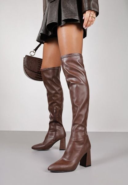 Brązowe Kozaki Vices z Wysoką Cholewką na Słupku Avvie. Brązowe kozaki damskie Renee, przed kolano, bez obcasa, na obcasie, bez zapięcia. Za 139.99 zł.